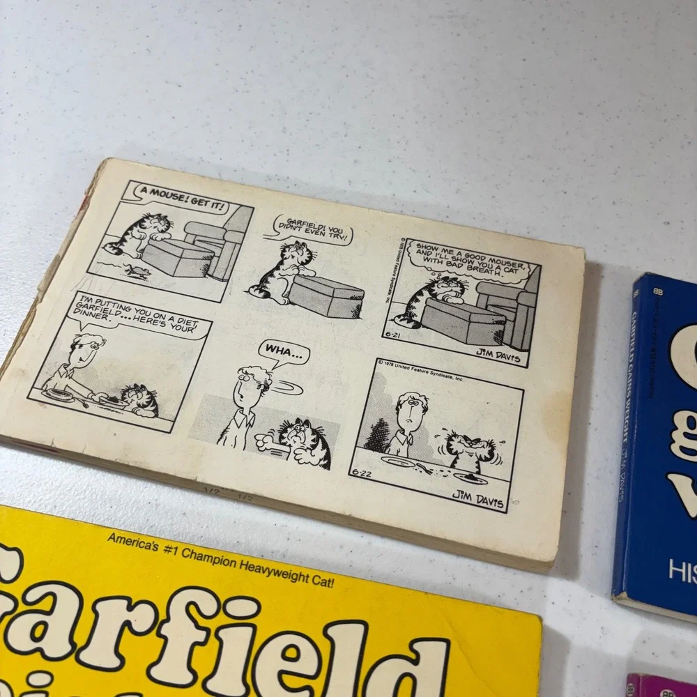 VTG 1980s Garfield Comic Book Lot of 24 Jim Davis Ballantine 1st-17th + More!